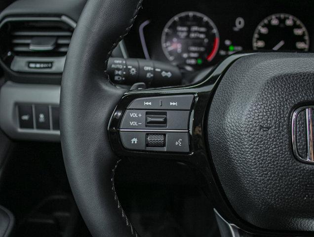 used 2025 Honda Pilot car, priced at $43,975