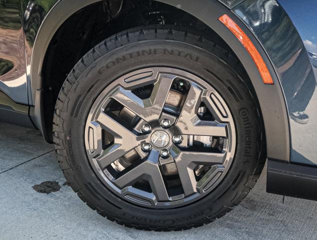 new 2026 Honda CR-V Hybrid car, priced at $40,195