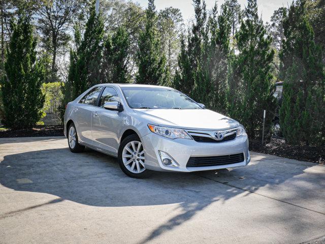 used 2014 Toyota Camry Hybrid car, priced at $14,863