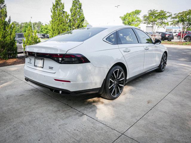 new 2025 Honda Accord Hybrid car, priced at $40,905