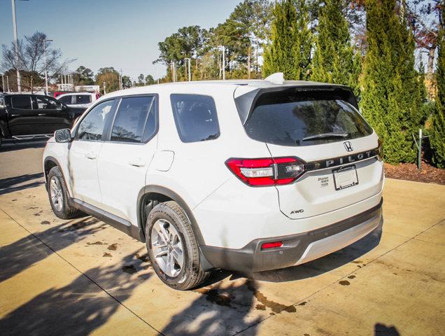 new 2025 Honda Pilot car, priced at $47,450