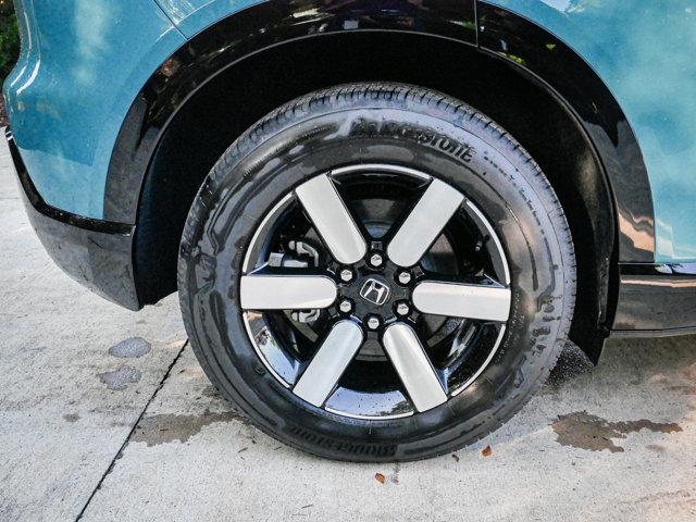 used 2025 Honda Prologue car, priced at $35,000