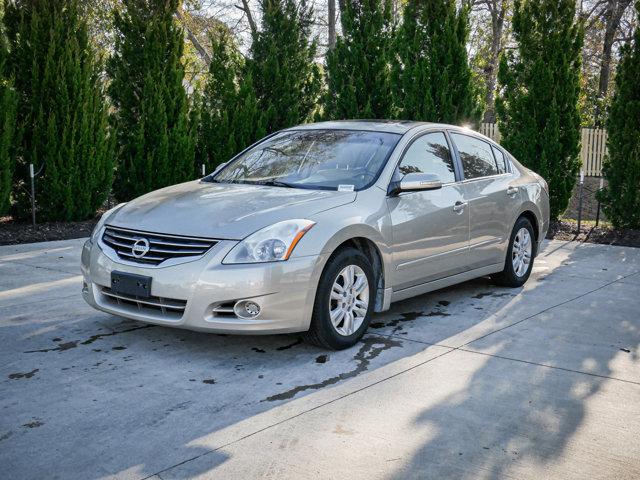 used 2010 Nissan Altima car