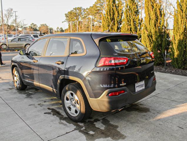 used 2016 Jeep Cherokee car, priced at $12,751