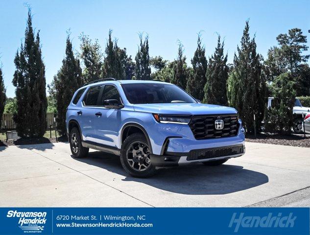 new 2025 Honda Pilot car, priced at $51,830