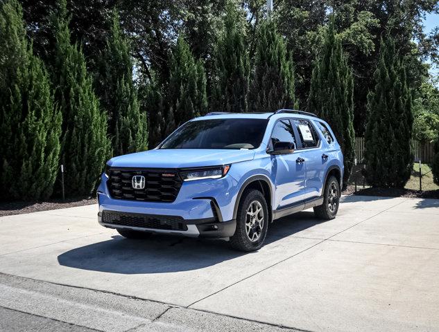 new 2025 Honda Pilot car, priced at $51,830