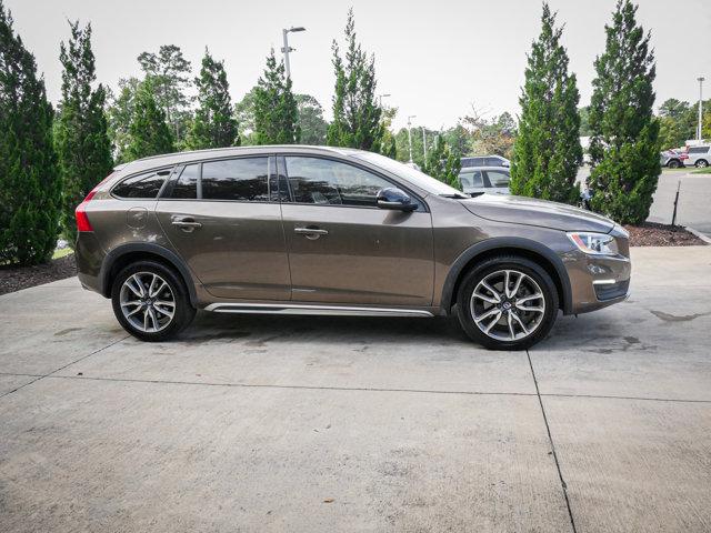 used 2018 Volvo V60 Cross Country car, priced at $20,433