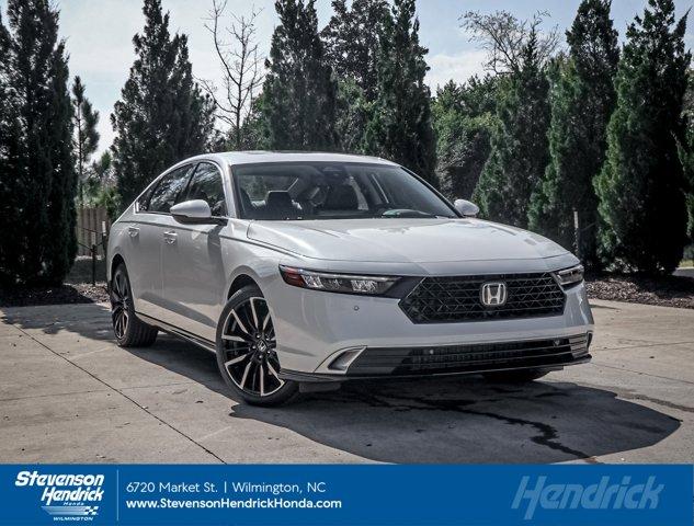 new 2025 Honda Accord Hybrid car, priced at $40,905