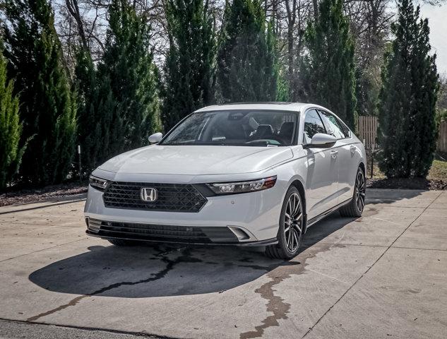 new 2025 Honda Accord Hybrid car, priced at $40,905
