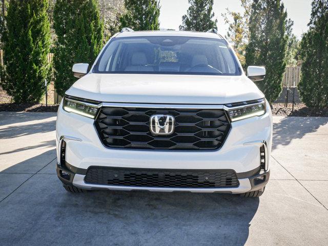 new 2025 Honda Pilot car, priced at $52,180