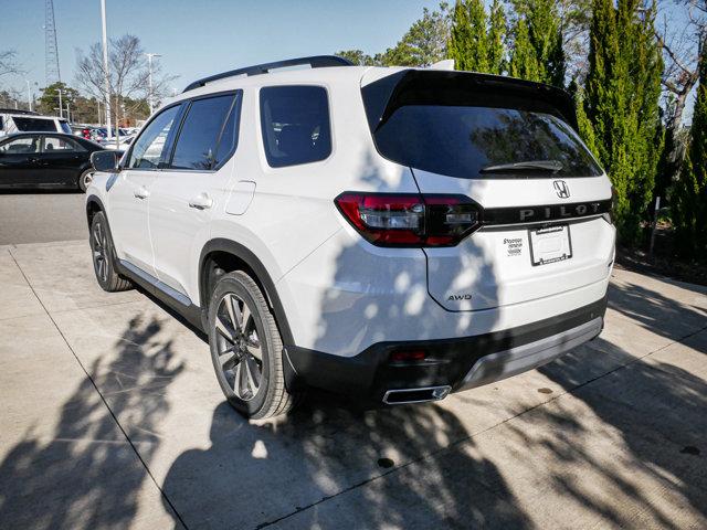 new 2025 Honda Pilot car, priced at $52,180