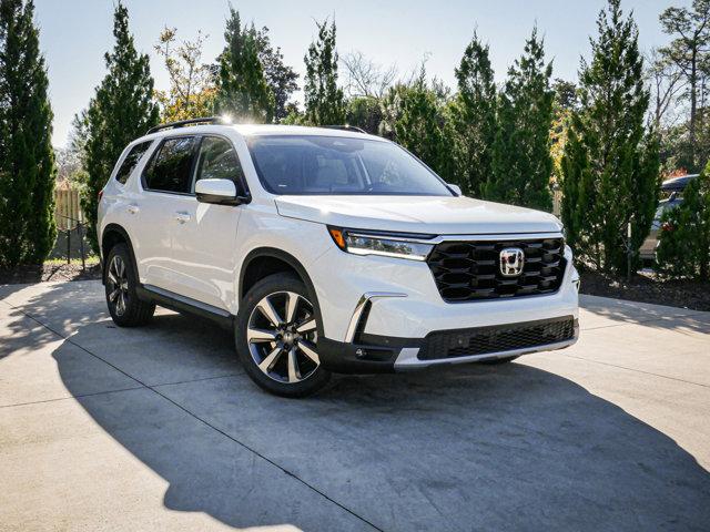 new 2025 Honda Pilot car, priced at $52,180