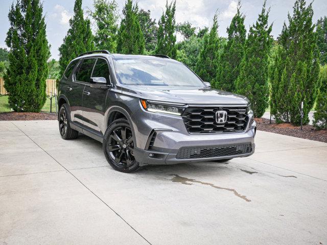 used 2025 Honda Pilot car, priced at $49,875