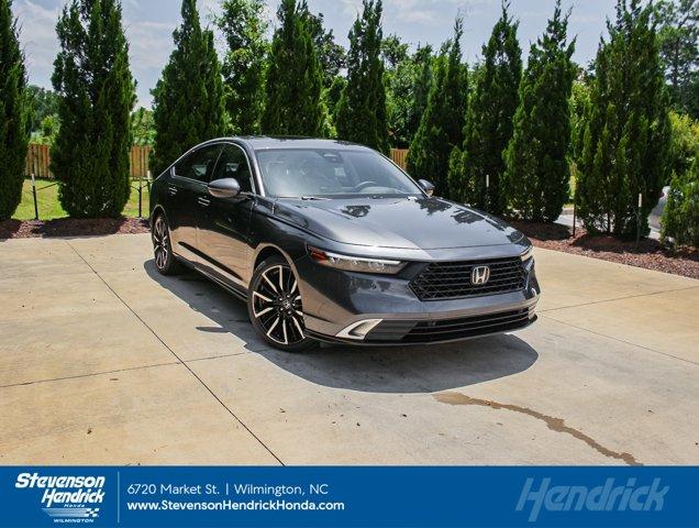 new 2025 Honda Accord Hybrid car, priced at $40,450