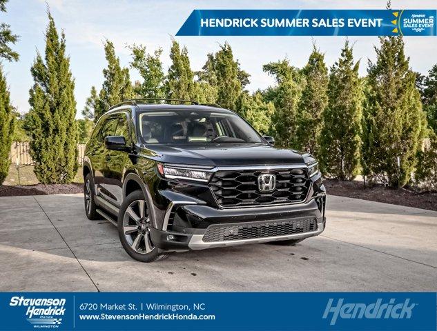 new 2025 Honda Pilot car, priced at $51,780