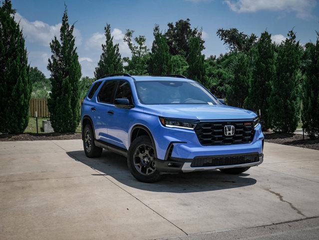 new 2025 Honda Pilot car, priced at $51,735