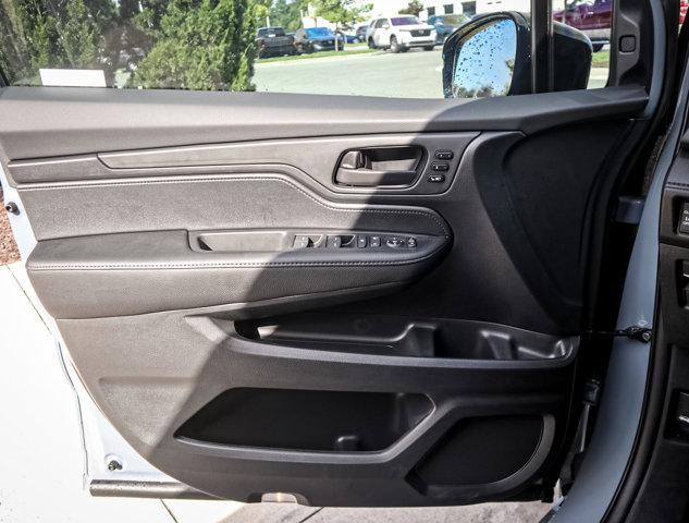 used 2025 Honda Odyssey car, priced at $49,500