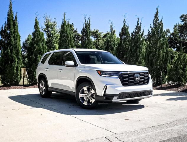 new 2025 Honda Pilot car, priced at $48,280