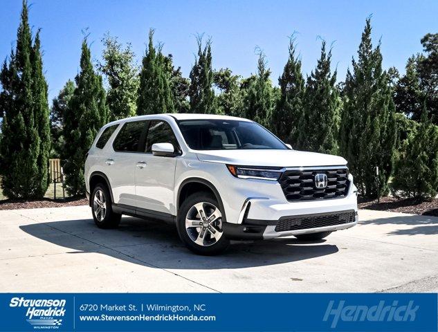 new 2025 Honda Pilot car, priced at $48,280