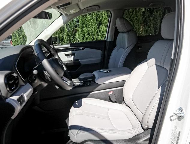 new 2025 Honda Pilot car, priced at $48,280