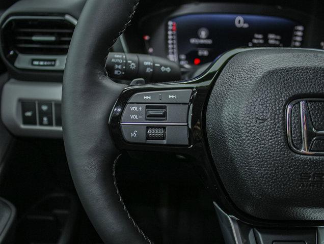 new 2025 Honda Pilot car, priced at $55,520