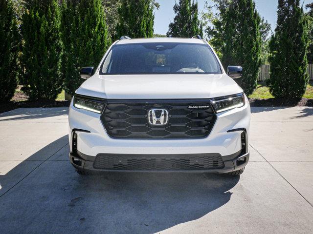 new 2025 Honda Pilot car, priced at $57,215
