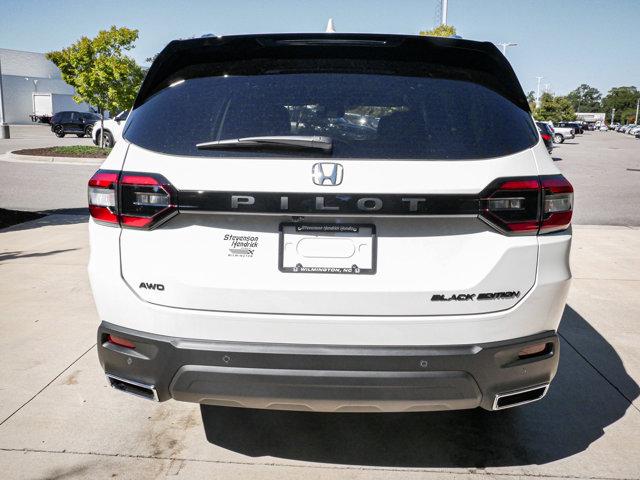 new 2025 Honda Pilot car, priced at $57,215