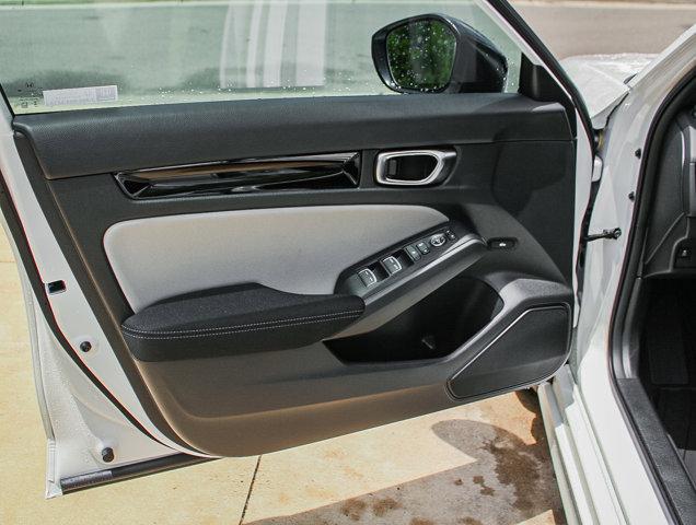 new 2025 Honda Civic Hybrid car, priced at $30,555