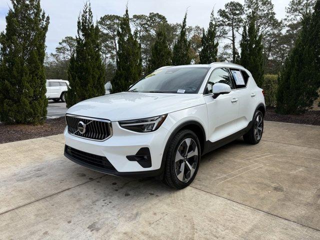 used 2024 Volvo XC40 car, priced at $35,988