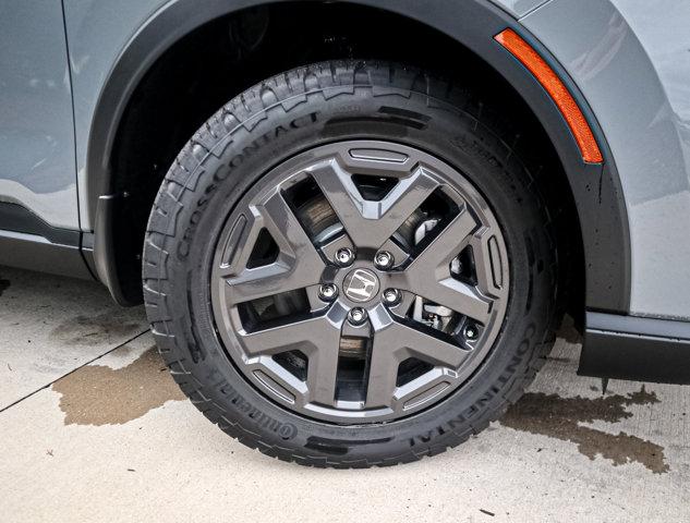 new 2026 Honda CR-V Hybrid car, priced at $40,705