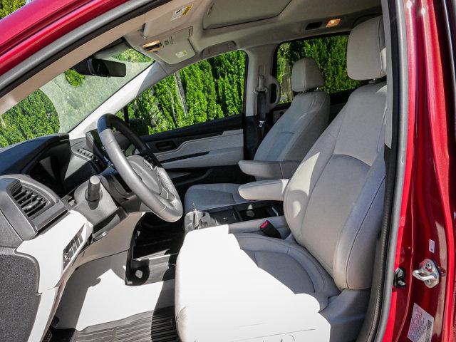 used 2025 Honda Odyssey car, priced at $41,579