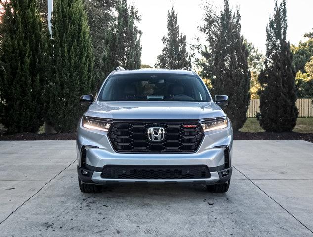new 2025 Honda Pilot car, priced at $50,895
