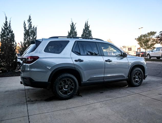 new 2025 Honda Pilot car, priced at $50,895