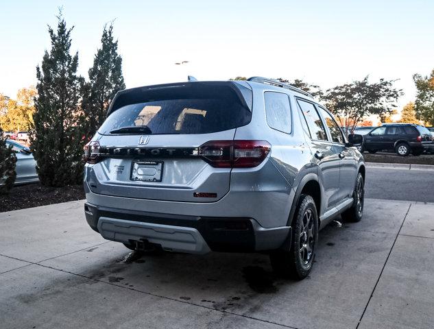 new 2025 Honda Pilot car, priced at $50,895