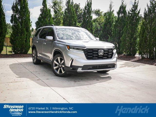 new 2025 Honda Pilot car, priced at $51,095
