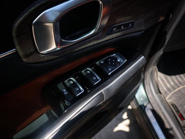 used 2022 Kia Sorento car, priced at $31,474