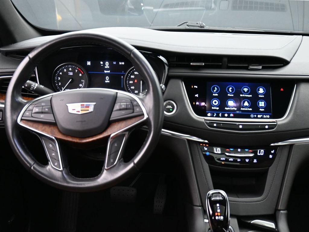 used 2021 Cadillac XT5 car, priced at $28,989
