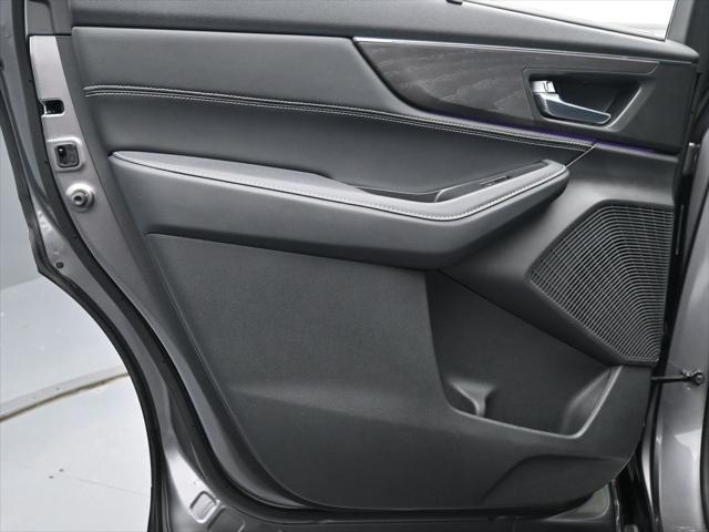 used 2022 Acura MDX car, priced at $42,339