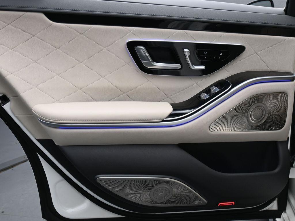 used 2022 Mercedes-Benz S-Class car, priced at $76,199
