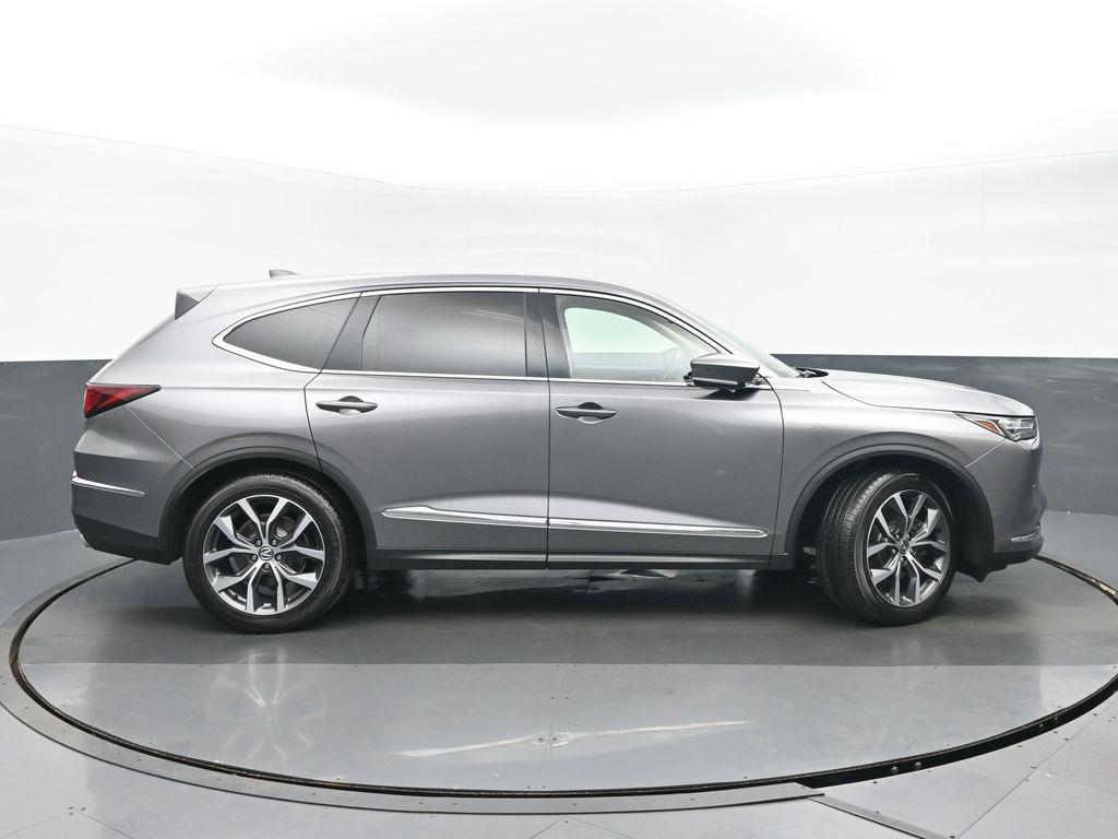 used 2022 Acura MDX car, priced at $31,489