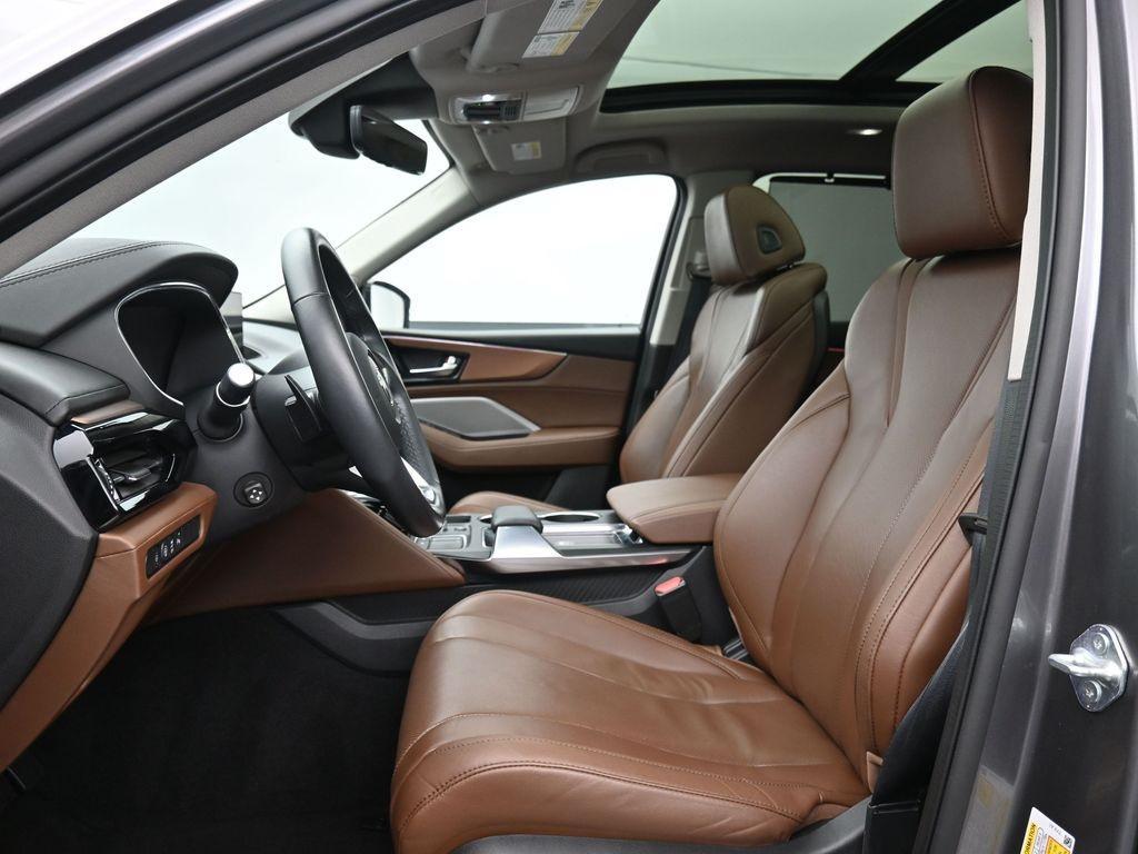 used 2022 Acura MDX car, priced at $31,489