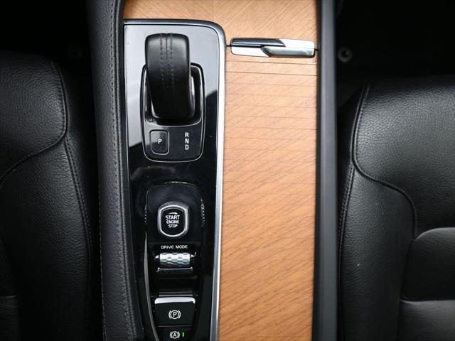 used 2021 Volvo XC90 Recharge Plug-In Hybrid car, priced at $34,989