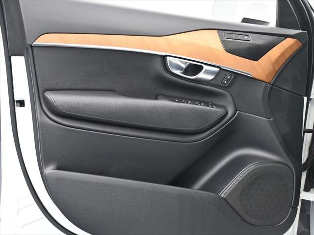 used 2021 Volvo XC90 Recharge Plug-In Hybrid car, priced at $34,989