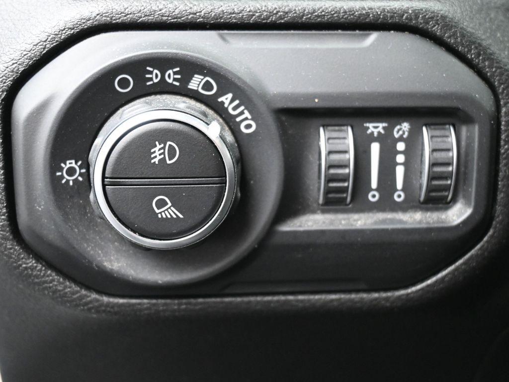 used 2021 Jeep Gladiator car, priced at $35,899
