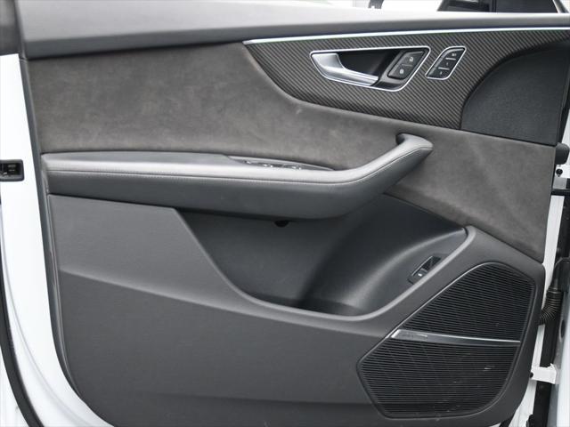 used 2022 Audi RS Q8 car, priced at $89,989