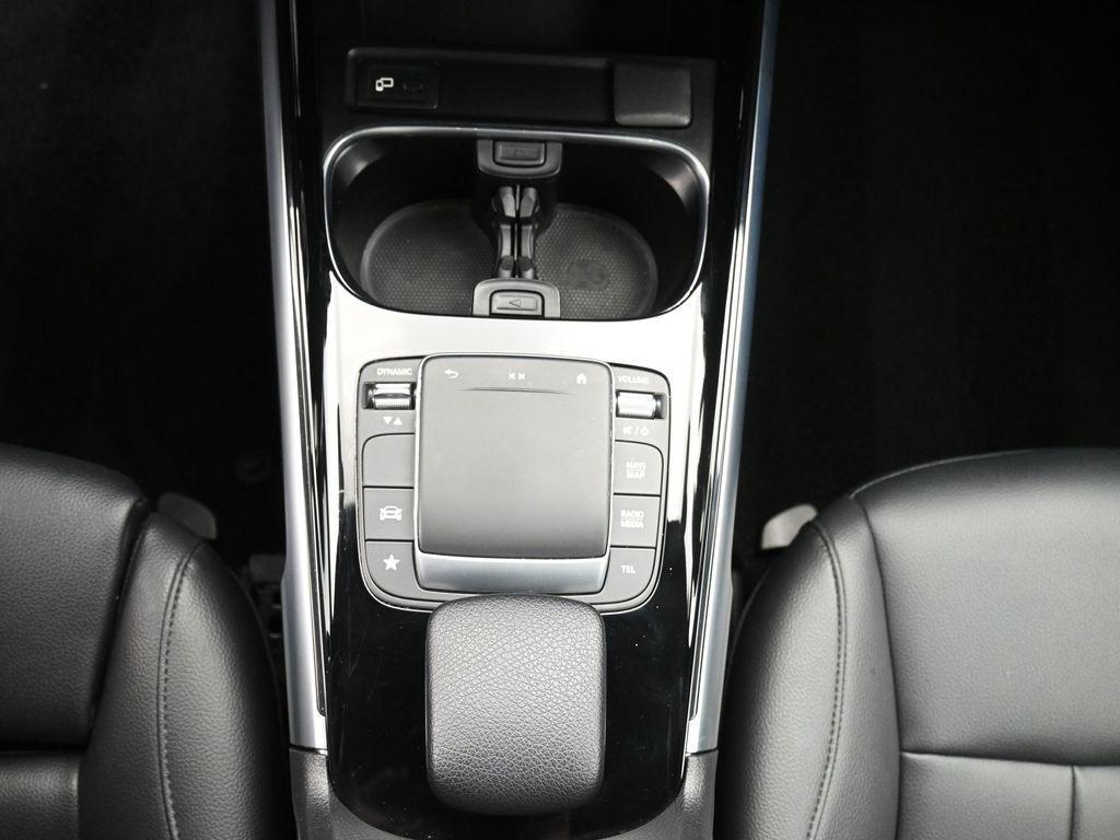 used 2022 Mercedes-Benz GLB 250 car, priced at $30,489