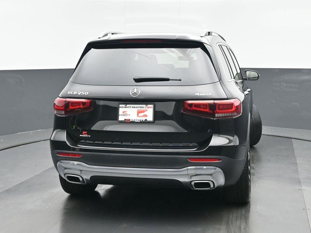 used 2022 Mercedes-Benz GLB 250 car, priced at $30,489