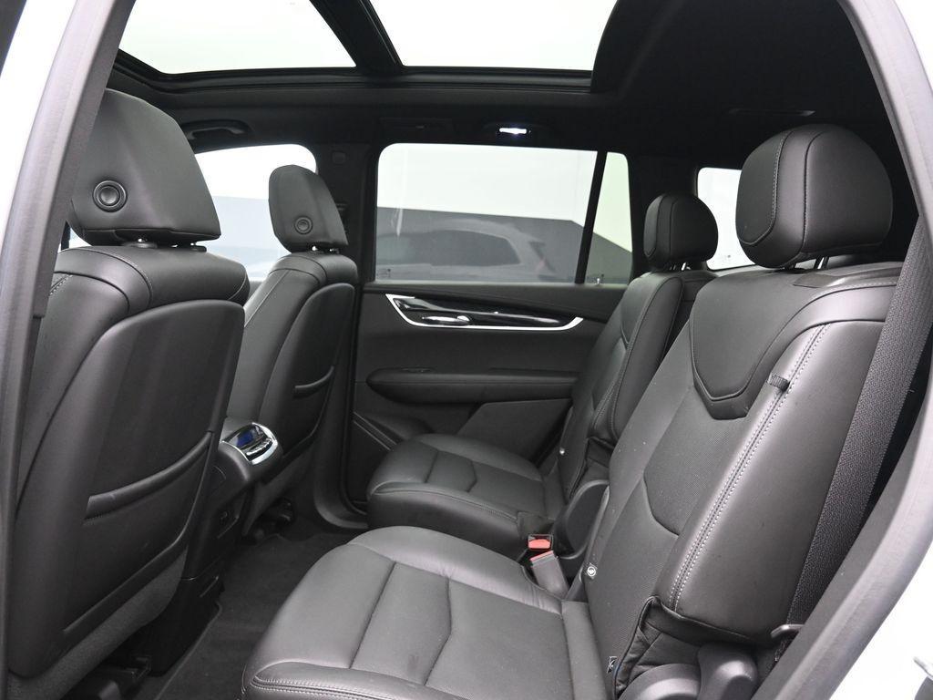 used 2020 Cadillac XT6 car, priced at $30,789