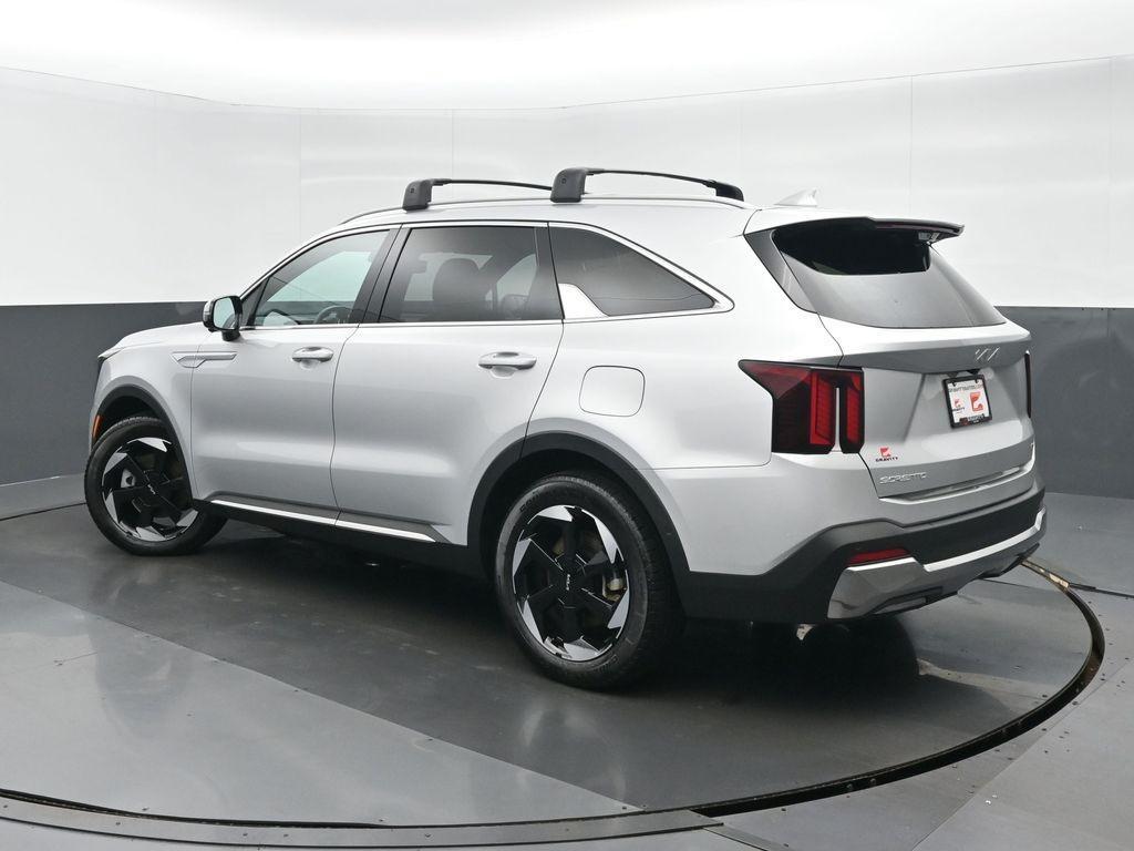 used 2025 Kia Sorento Hybrid car, priced at $37,859