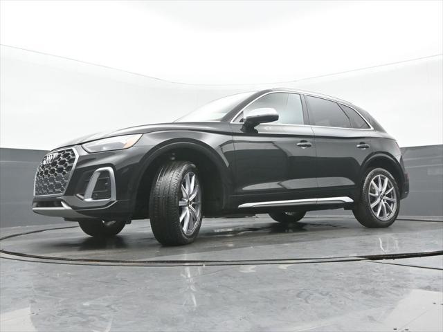 used 2022 Audi SQ5 car, priced at $41,129